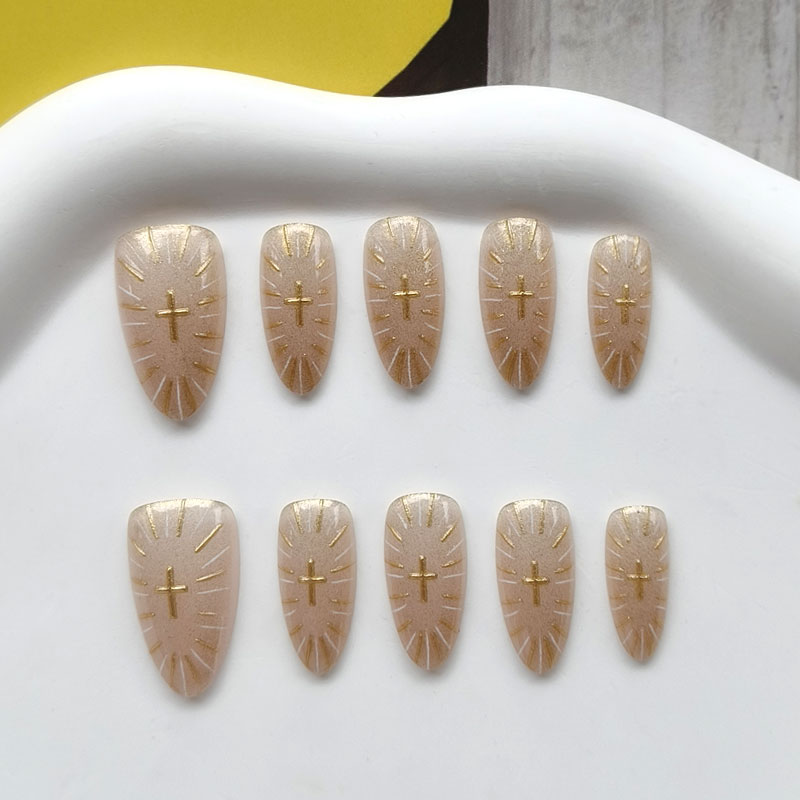 10個入り、フレンチスタイルのワインレッドと金箔を施したバラ - Nail Art Press On のレビューと価格