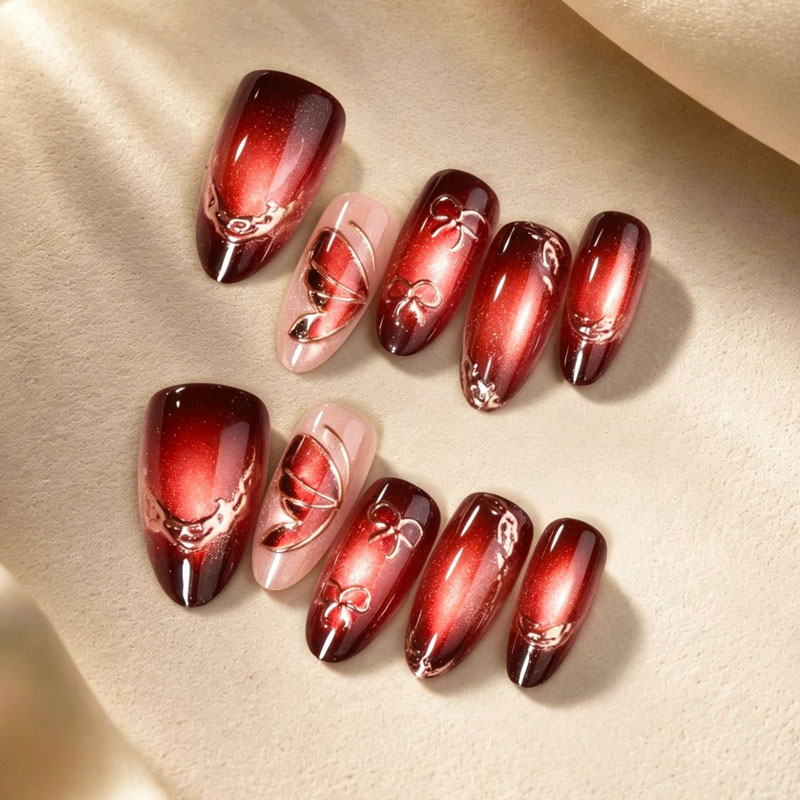 10個入り、フレンチスタイルのワインレッドと金箔を施したバラ - Nail Art Press On のレビューと価格